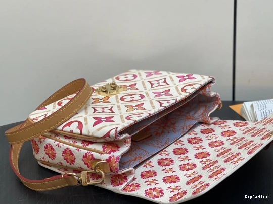 Fake Louis Bags POCHETTE VUITTON LOUIS METIS-25*19*7cm 0708